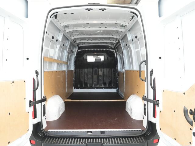 Renault MASTER T35 2.3 dCi 135pk L3H2 Work Edition Navigatie Clima Cruise Pdc Iperial Trekhaak