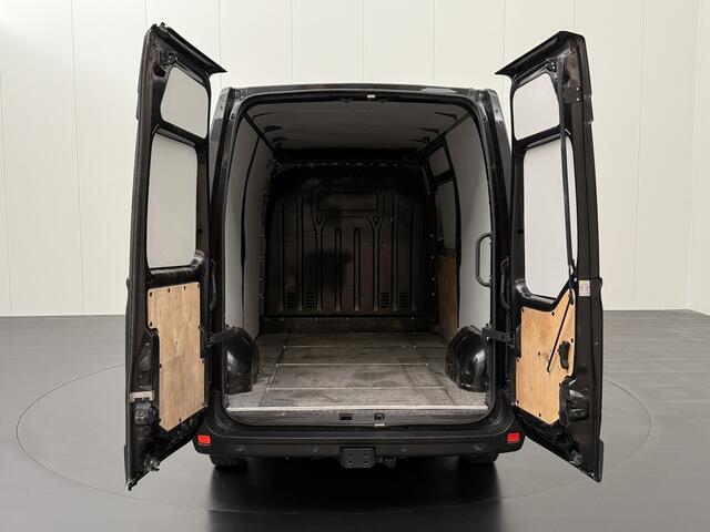 Renault MASTER 2.3DCi 125PK Automaat L2H2 Black Edition | Navigatie | Camera | Airco | Cruise