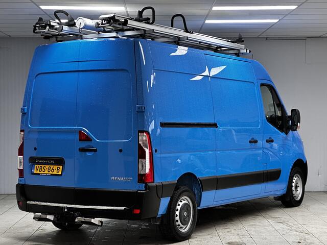 Renault MASTER T35 2.3 dCi L2H2/ Zij-Schuifdeur R+L/ Trekhaak/ Imperiaal/ Camera/ Airco/ Bluetooth/ Multi.LEDER.Stuur/ Elek.Pakket/ C.V.Afstand/ PDC Achter.