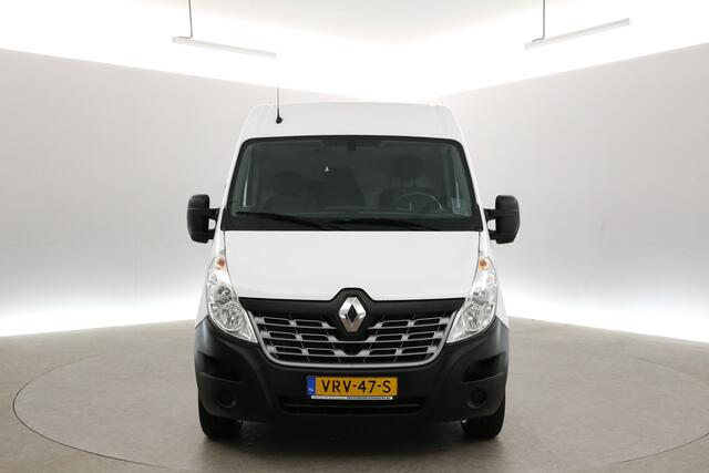 Renault MASTER T33 2.3 dCi 146PK L2H2 | Airco | Camera | Cruise | 3-Zits | Trekh. | Navi | Stoelverw.