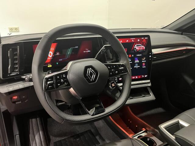 Renault MEGANE E-Tech Iconic 220 Comfort Range 60 kWh | Pack Augmented Vision & Advanced Driving Assist | Van: ¤ 44.359,- nu rijklaar voor: ¤ 42.859,-