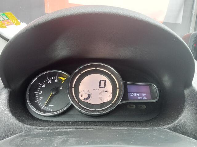 Renault MEGANE Estate 1.2 TCe Limited | Nieuw binnen | Cruise | BT | Navi |