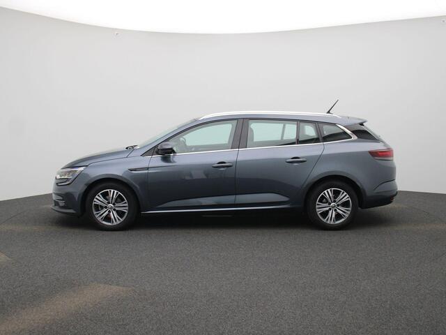 Renault MEGANE Estate 1.3 TCe 140Pk Equilibre | Navigatie | Apple & Android Carplay | Climate Control | Parkeersensoren Voor & Achter | Cruise Control & Snelheidsbegrenzer | Licht & Regensensor |