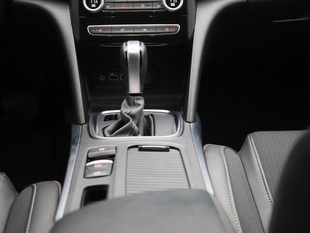 Renault MEGANE Estate TCe 140 Techno | Automaat | Stoelverwarming | Achteruitrijcamera