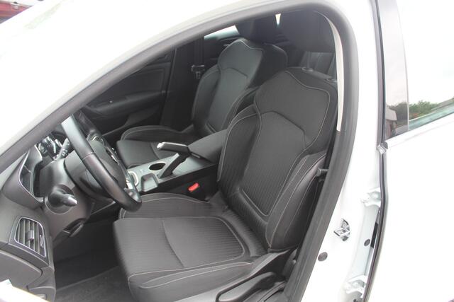 Renault MEGANE Estate 1.2 TCe//NAVI!!