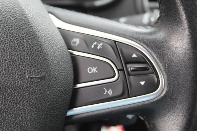 Renault MEGANE Estate 1.2 TCe//NAVI!!