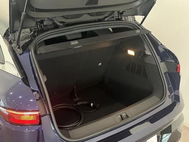 Renault MEGANE E-Tech Techno 220 Comfort Range 60 kWh | Pack Winter | Pack Advanced Drive Assist | Van: ¤ 43.059,- nu rijklaar voor: ¤ 40.059,-