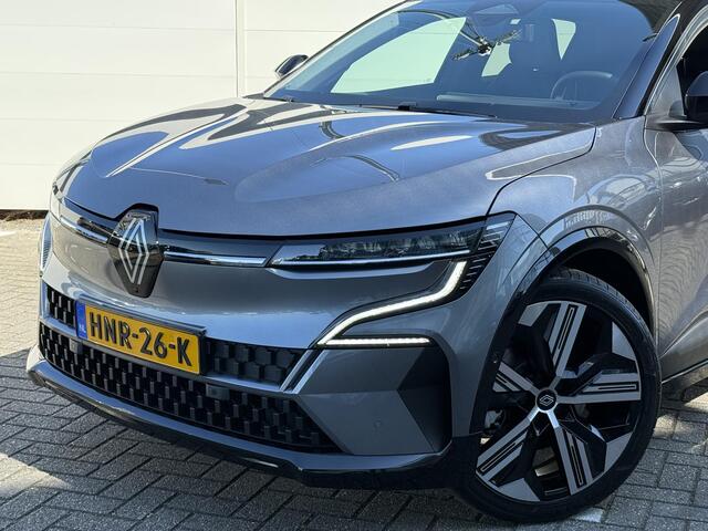 Renault MEGANE E-Tech comfort range iconic 60 kWh | Camera | Winterpack | Harman&Kardon | Leder | Digitale Binnenspiegel