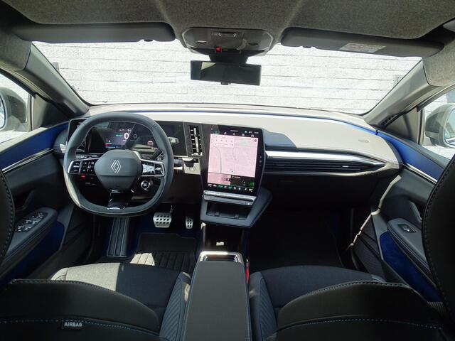 Renault MEGANE E-Tech comfort range esprit Alpine 60 kWh MY25 / PACK DRIVING & SOUND / MATTE LAK