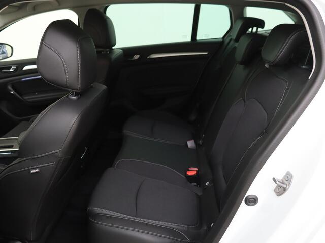 Renault MEGANE Estate 1.3 TCe 140 Techno