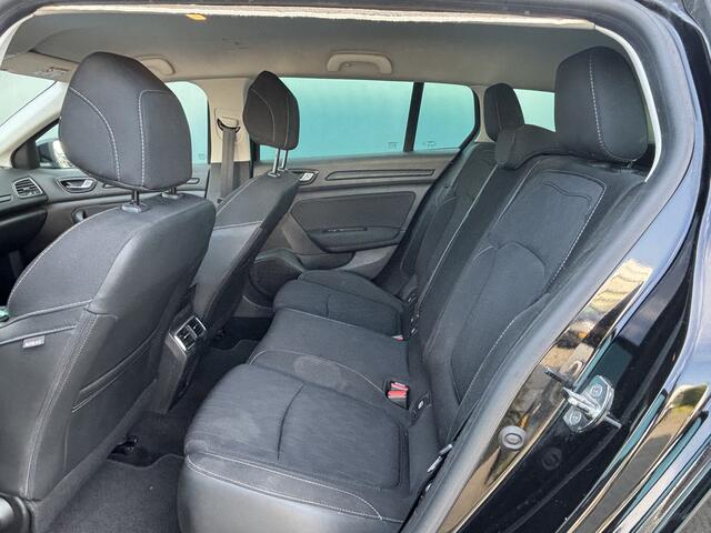 Renault MEGANE Estate BWJ 2020 1.3 116 PK TCe Limited TREKHAAK / NAVI / CLIMA / CRUISE / PDC / PRIV. GLAS / ISOFIX / LMV / MULTIFUNCT. STUUR / KEYLESS