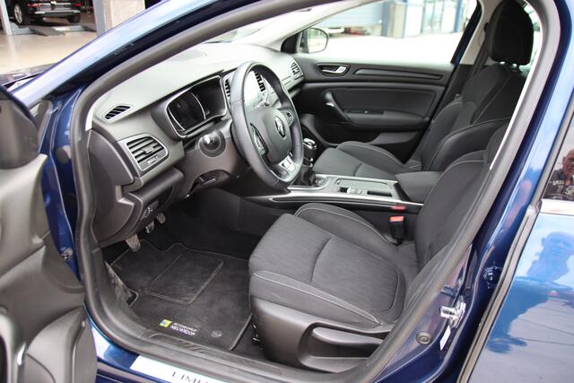 Renault MEGANE Estate 1.3 TCe Limited Clima, Carplay, Cruise, 1e eig, NL auto Zomer sale!