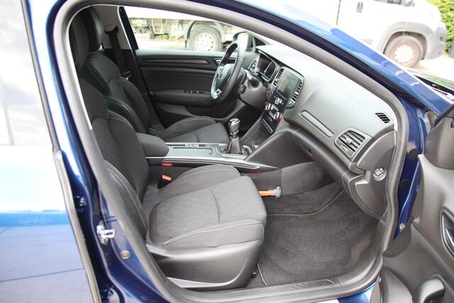 Renault MEGANE Estate 1.3 TCe Limited Clima, Carplay, Cruise, 1e eig, NL auto Zomer sale!