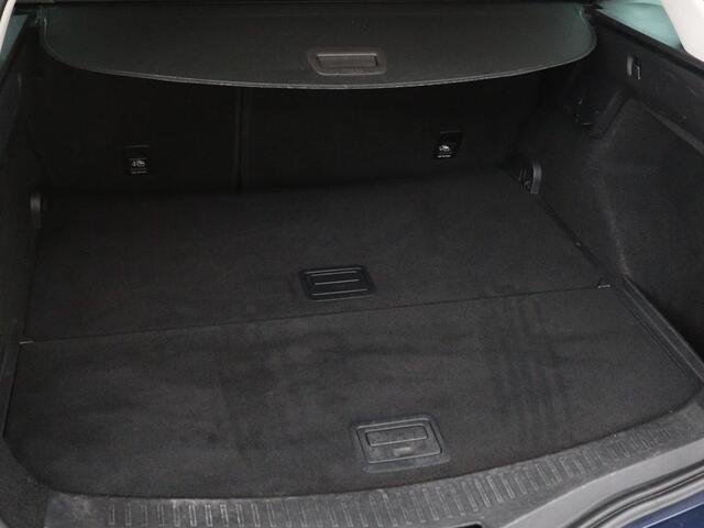 Renault MEGANE 1.5 dCi Zen | Trekhaak | Navigatie | Climate control | Parkeerhulp | Bluetooth | Cruise control