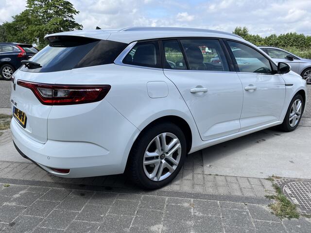 Renault MEGANE Estate 1.3 TCe 140 PK Business / Dealer onderhouden / Apple Carplay - Android Auto / Stoelverw. Climate / PDC V+A /