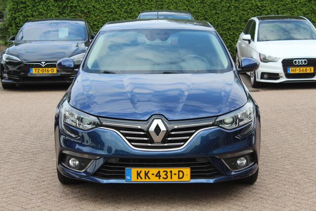 Renault MEGANE 1.2 TCe Bose / Trekhaak / Navigatie / Bose / Dodehoek / Cruise Control