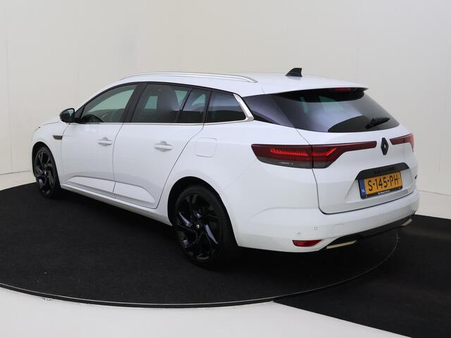 Renault MEGANE Estate 1.6 E-Tech Plug-In Hybrid 160 E-Tech Engineered | Carplay | Achteruitrijcamera | Adaptive Cruise Control | Navigatie | Stoelverwarming | Keyless
