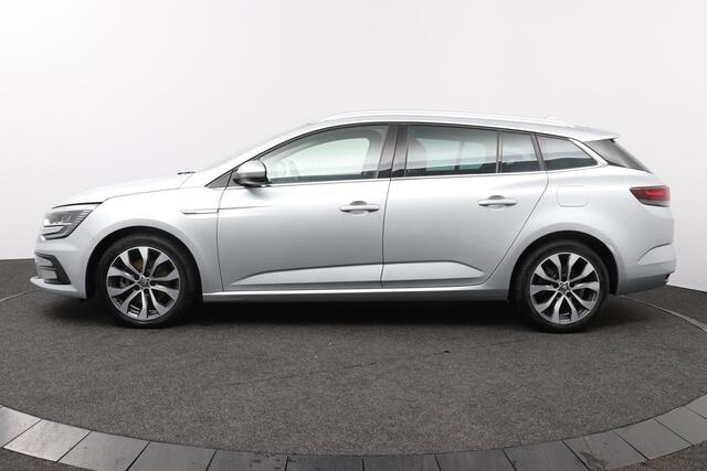 Renault MEGANE Estate E-Tech 1.6 Plug-In Hybrid 160 Techno