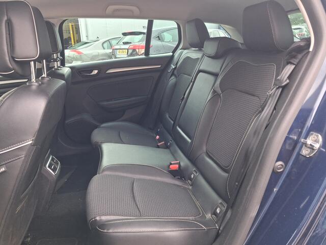 Renault MEGANE Estate 1.5 dCi Bose | Nieuw Binnen! | Automaat | Half Leder | Cruise