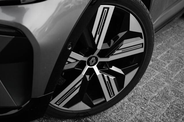 Renault MEGANE E-Tech EV60 Optimum Charge Iconic | lederen bekleding | Harman Kardon audio | elektrisch stoelverstelling | incl. Bovag rijklaarpakket met 12 maanden garantie |