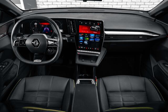 Renault MEGANE E-Tech EV60 Optimum Charge Iconic | lederen bekleding | Harman Kardon audio | elektrisch stoelverstelling | incl. Bovag rijklaarpakket met 12 maanden garantie |