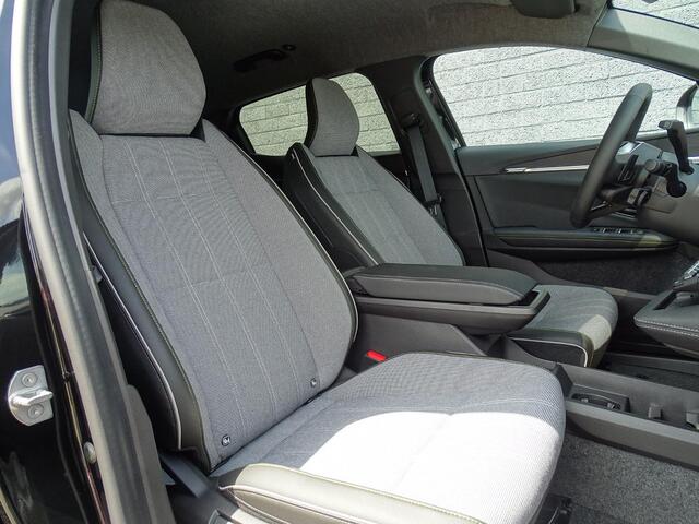 Renault MEGANE E-Tech comfort range Techno 60 kWh | PACK WINTER TECHNO | PACK ADVANCED DRIVE ASSIST & AUGMENTED VISION | HARMAN KARDON | ELEK. VERW. STUURWIEL