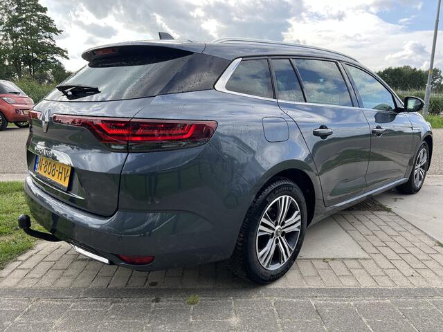 Renault MEGANE Estate 1.3 TCe Intens / Automaat / Trekhaak / Keyless / Cruise / Climate / Applecarplay - Androidauto /