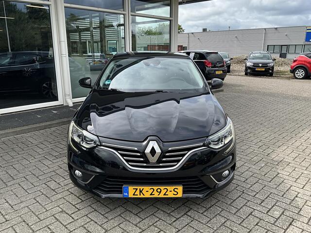 Renault MEGANE 1.3 TCe Bose