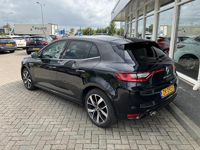 Renault MEGANE 1.3 TCe Bose
