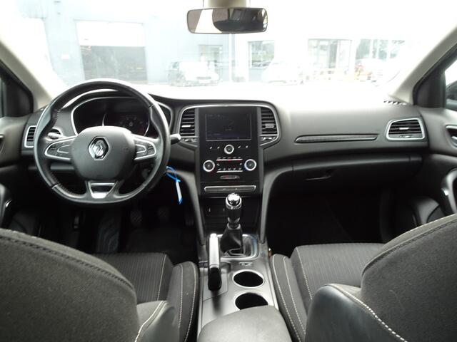 Renault MEGANE Estate 1.2 TCe Zen