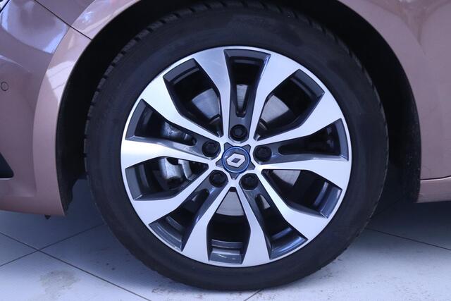 Renault MEGANE Estate 1.6 E-Tech Plug-In Hybrid 160 Intens Clima/Navi/Camera