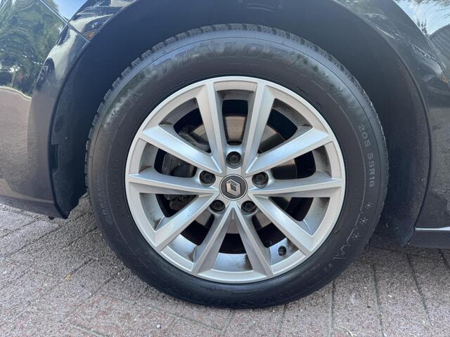 Renault MEGANE Estate 1.2 TCe Limited