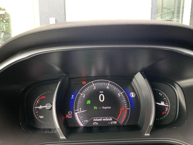 Renault MEGANE Estate 1.2 TCe Limited | Parkeersensoren | Trekhaak |