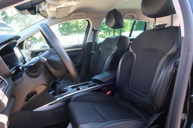 Renault MEGANE Estate 1.0 TCe Intens | NL-auto | 1e Eig | Groot navi | Camera | Trekhaak | Clima | PDC