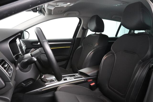 Renault MEGANE Estate 1.3 TCe 140 Techno | Pack Winter | Pack Parking | Bose Audio |