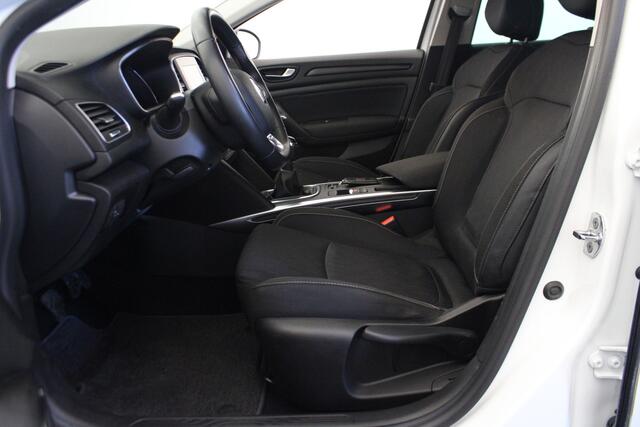 Renault MEGANE Estate 1.3 TCe Limited