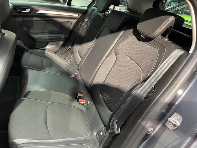 Renault MEGANE Estate 1.3 TCe 140 Techno Cimate controle | Navigatie | Camera | Automaat