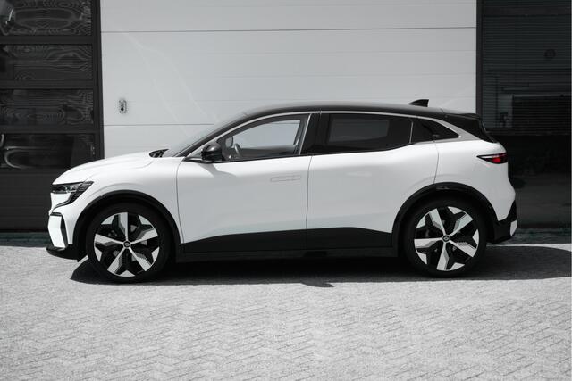 Renault MEGANE E-Tech EV 40 KW Boost Charge Techno 130 PK | Harmon Kardon geluid | 360 camera etc | 12 " R Link Google | 16 % bijtelling over 30K > 60 mnd af nieuw | | incl. Bovag rijklaarpakket met 12 maanden garantie |