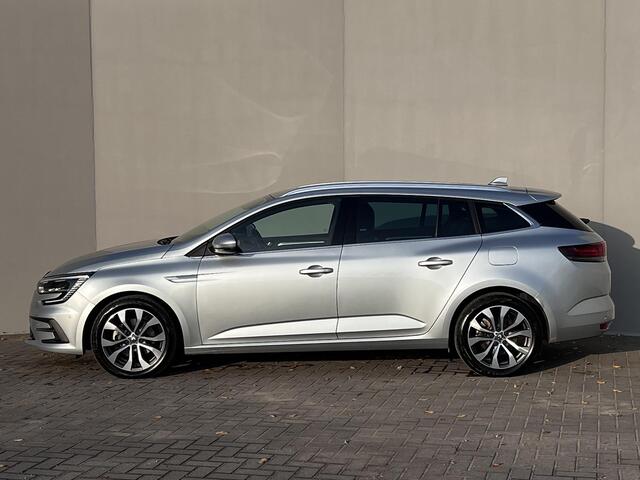 Renault MEGANE Estate 1.6 E-Tech Plug-In Hybrid 160 Techno / Dealer onderhouden / EAER 51 km / Navigatie / HUD / Stuur- en stoelverwarming / Apple Carplay Android / 17" LM wielen / Camera / Parkeerassistent /