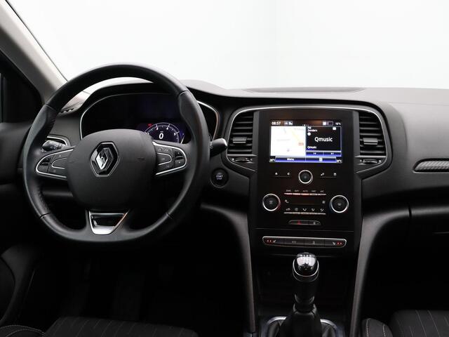 Renault MEGANE Estate TCe 140pk Limited | Stoelverwarming | 1700kg geremd | Dealer onderhouden | Navigatie |