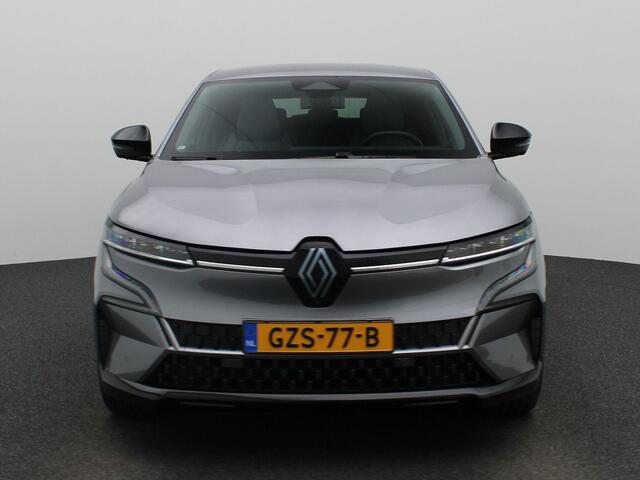 Renault MEGANE E-Tech comfort range techno 60 kWh | Pack Augmented Vision & Advanced Driving Assist | Pack Winter | Harman Kardon Audio | 20" LMV 'Soren' | Draadloze Smartphonelader | LED Pure Vision | Android Automotive | Keyless