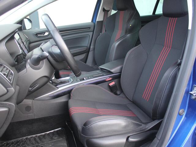 Renault MEGANE Estate 1.3 TCe R.S. Line | ELEKTRISCH SCHUIFDAK | TREKHAAK | NAVIGATIE | ACHTERUITRIJCAMERA |