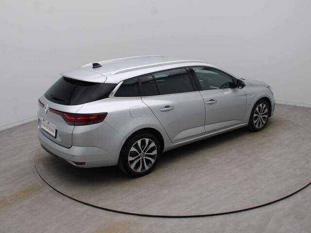 Renault MEGANE Estate TCe 140 Techno EDC/AUTOMAAT Camera | Climate | Navi | Parksens. | Stoel-/stuuverwarming