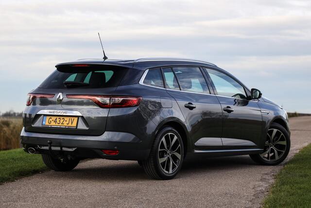 Renault MEGANE Estate 1.3 TCe 140 PK Bose ? Camera ? Dodehoek ? Trekhaak
