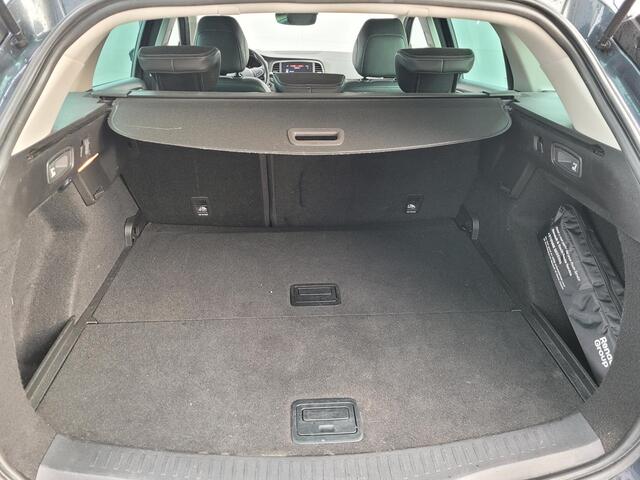 Renault MEGANE Estate 1.3 TCe 140 Techno | Automaat | Pack Winter | Camera | Navigatie