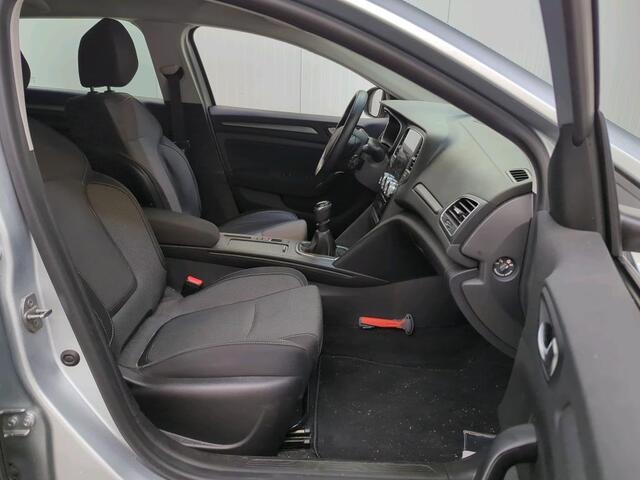 Renault MEGANE Estate 1.3 TCe 140 Equilibre | Navi | ECC | LMV |