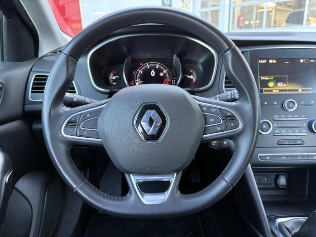 Renault MEGANE 1.3 TCe Limited | Trekhaak | Cruise Control | Stoelverwarming |