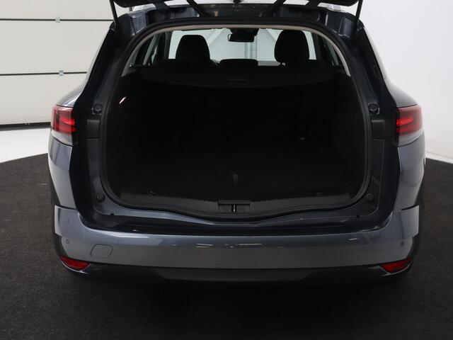 Renault MEGANE 1.6 E-Tech Plug-In Hybrid 160 Business Zen | Carplay | Navigatie | Digital Cockpit | Parkeerhulp | Full LED | Climate control | DAB | Cruise control | Bluetooth | PHEV