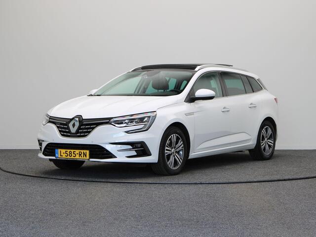Renault MEGANE Estate 1.5 Blue dCi Intens | Head-Up Display | Panoramadak | Stoel en stuurwiel verwarming | Clima | Achteruitrijcamera.