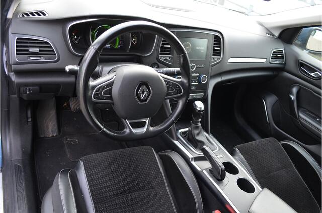 Renault MEGANE Estate 1.5 dCi Eco2 Limited Carplay | 16'' LMV | Navi | Cruise | NL auto